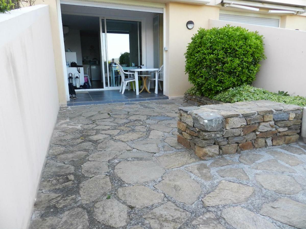 Appartement Les Pieds Dans L'Eau ! Le Lavandou Luaran gambar